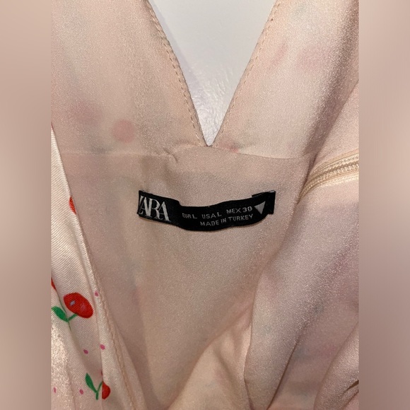 ZARA VIRAL CHERRY DRESS - Picture 2 of 4